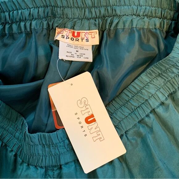 Vintage 100% silk Stunt Sport Track suit dead stock 90s woman’s medium - Picture 9 of 16